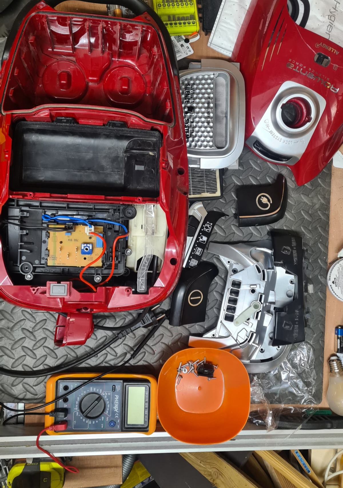 Changement de l'enrouleur sur aspirateur