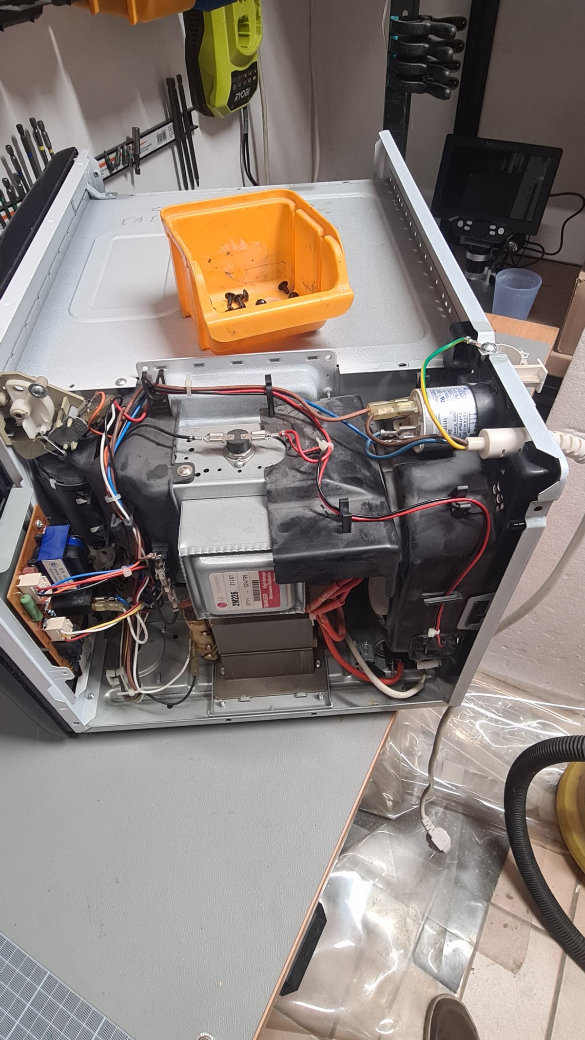 Diagnostic panne de ventilateur sur micro onde